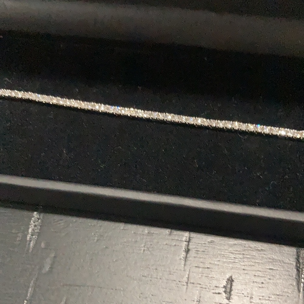 Diamond bracelet - Picture 3 of 6